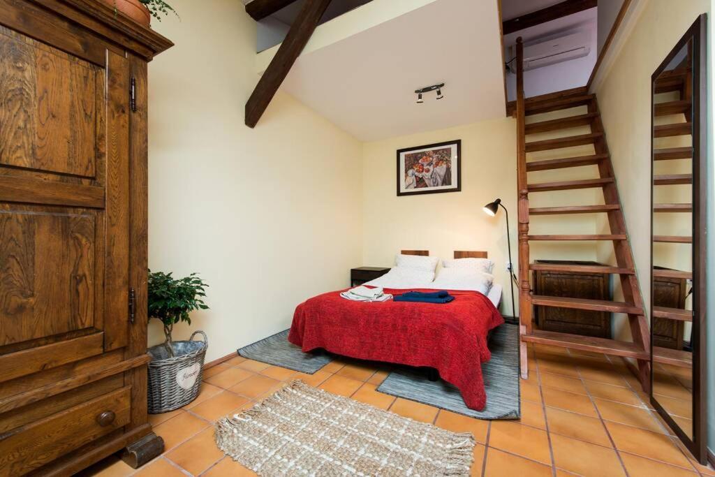 Bright Loft In Amazing Location Apartment Krakow Luaran gambar