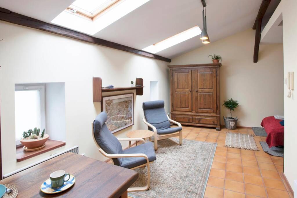 Bright Loft In Amazing Location Apartment Krakow Luaran gambar